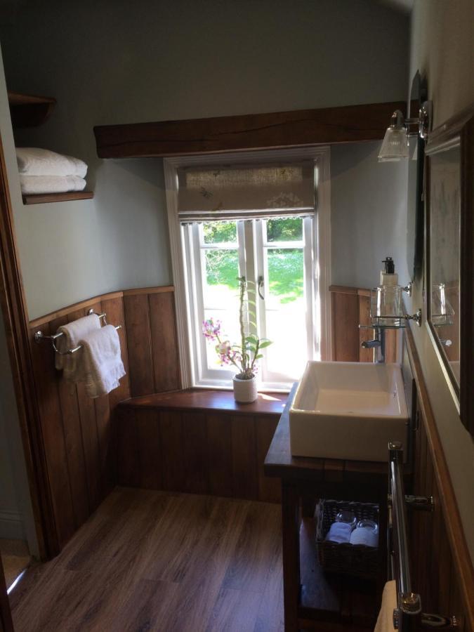 Bow Mill Farm Bed & Breakfast Totnes Bagian luar foto